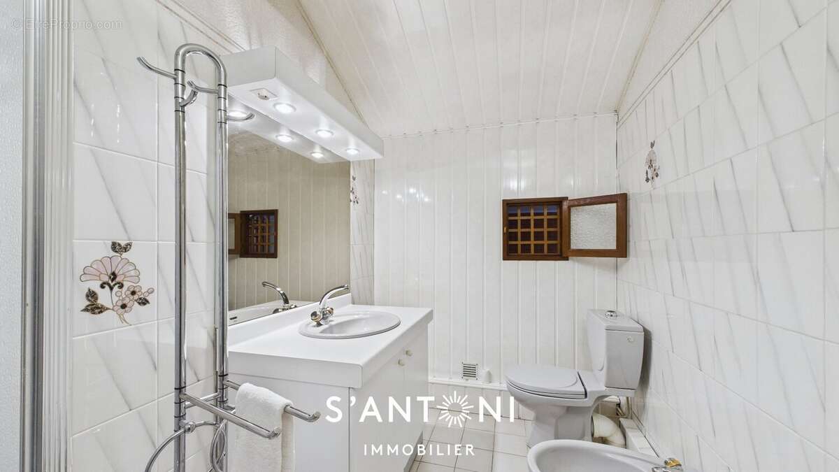 Maison à SERVIAN