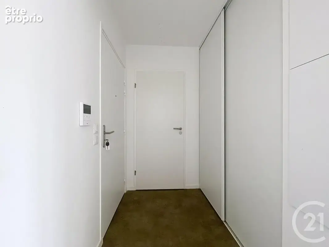 Appartement 1 pièce 27 m² à vendre à Savigny-Le-Temple (77176) - photo 6
