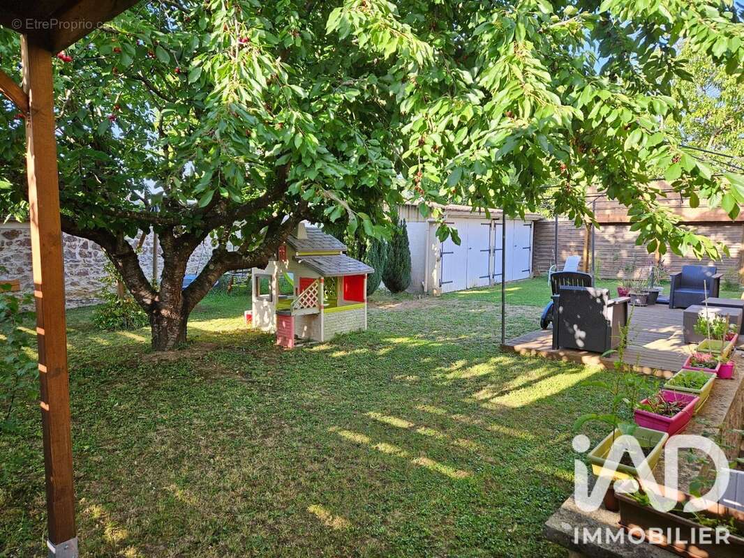 Maison 160 m² à Maincy  - photo 4