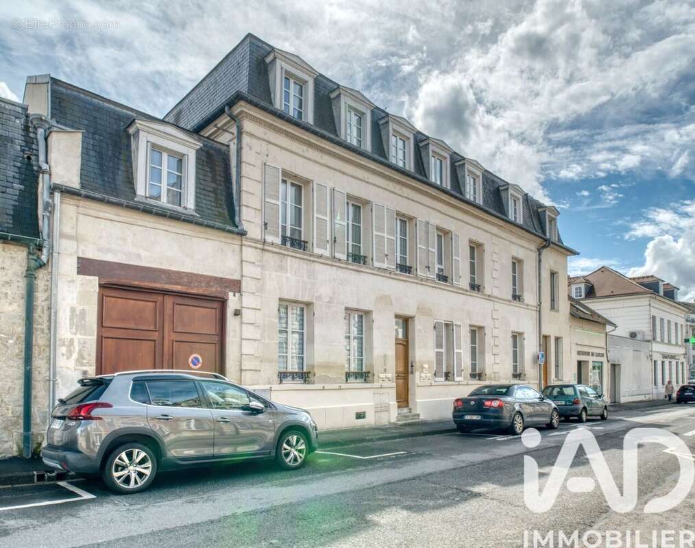 Photo 2 - Maison à COMPIEGNE