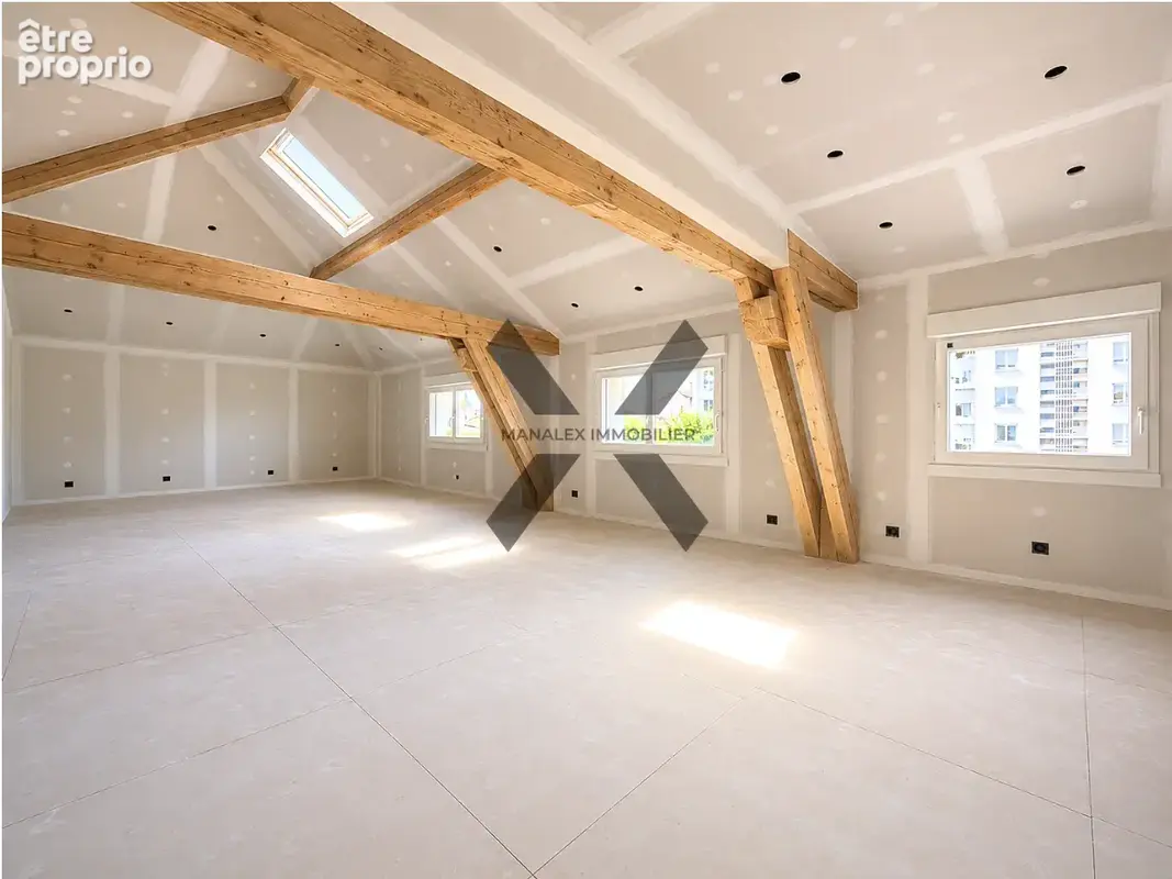 Appartement à rénover   55 m2   Roanne - photo 4