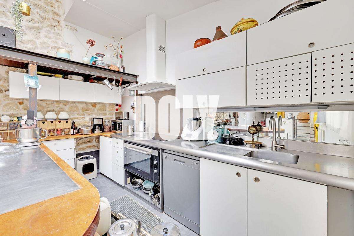 Appartement à PARIS-11E