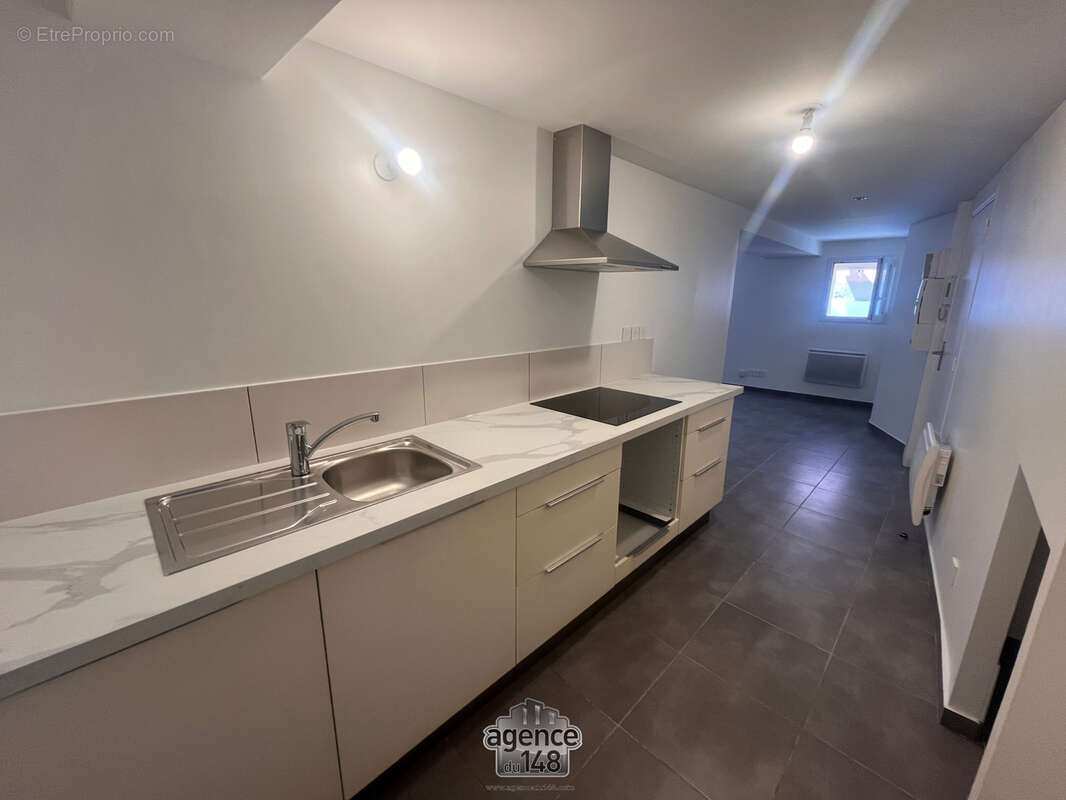 Appartement à MARSEILLE-2E