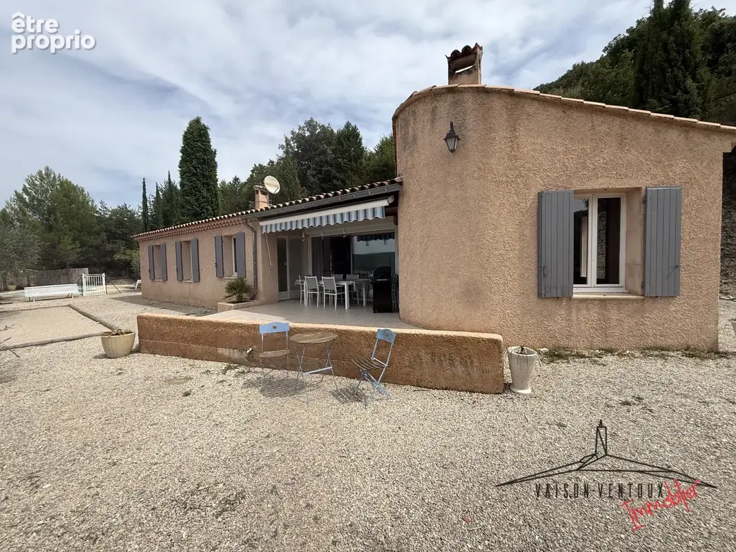 Villa plain-pied avec piscine dans environnement privilégié - photo 3