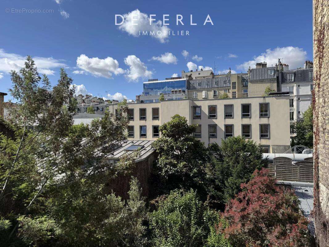 Appartement à PARIS-14E