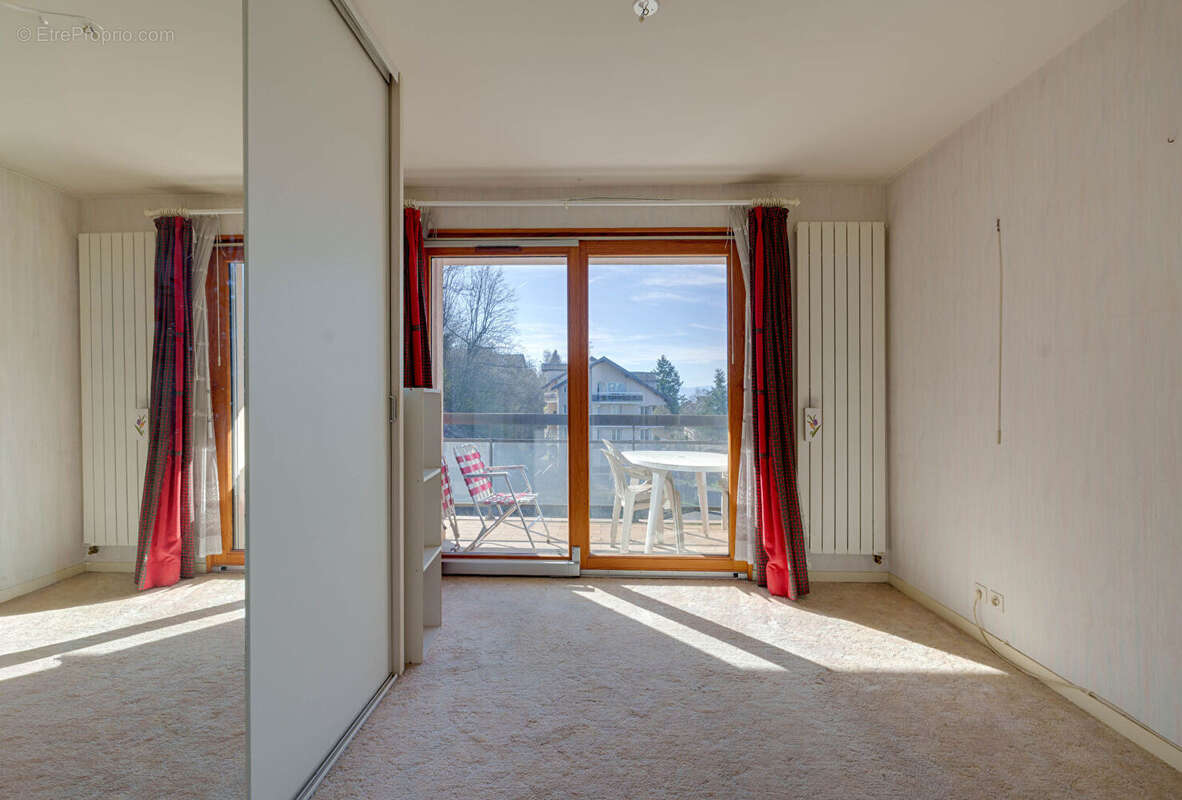 Appartement à EVIAN-LES-BAINS