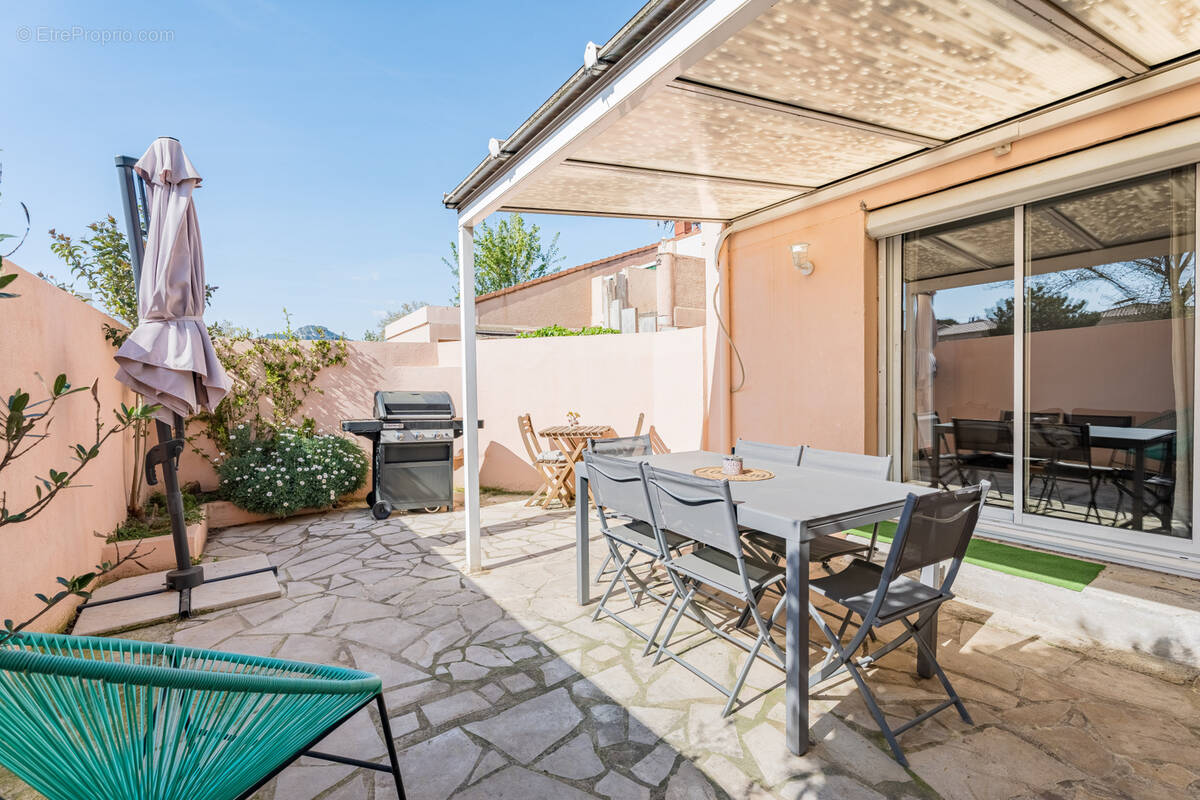 Appartement à AUBAGNE