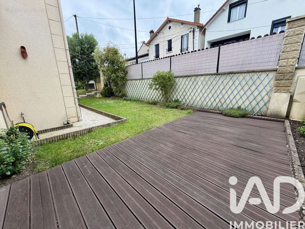 Photo 3 - Maison à SARTROUVILLE