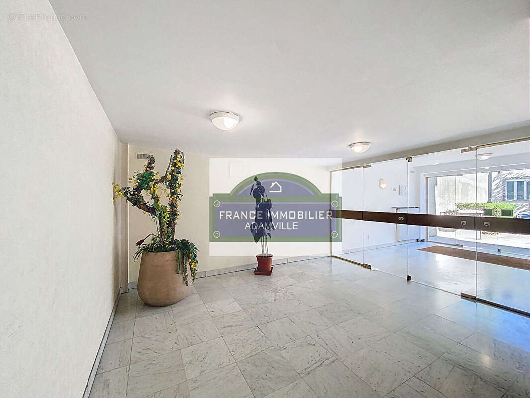 Appartement à SAINT-MAUR-DES-FOSSES