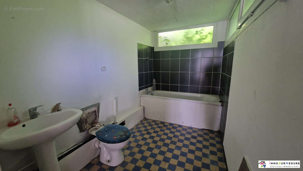 Maison 68 m² à Saint-Pol-Sur-Ternoise  - photo 4