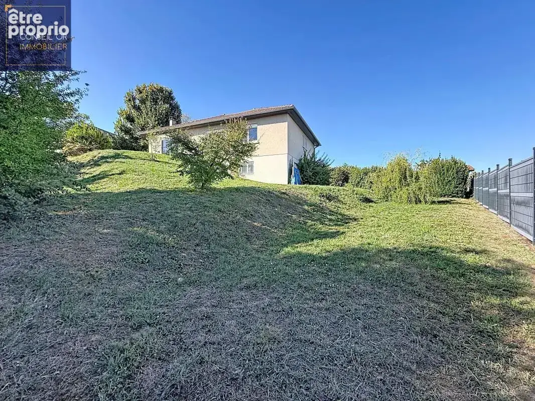 Maison T6 de 200 m² sur terrain de 1081 m² avec vue, au calme - photo 3