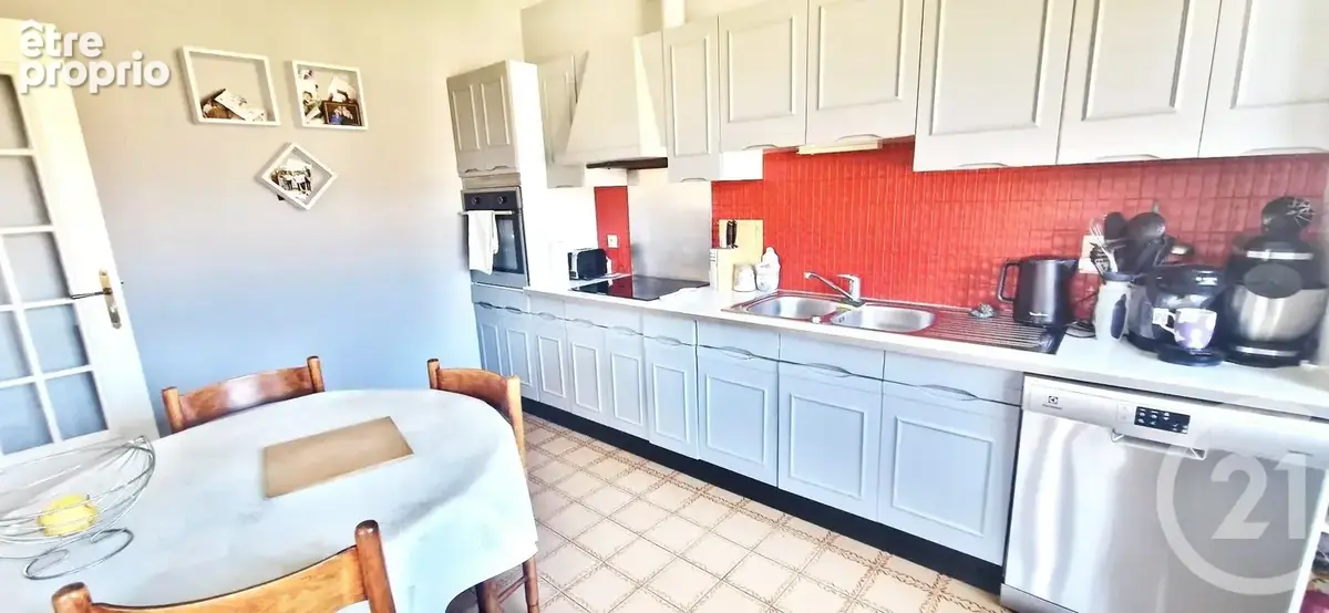 Maison 5 pièces 137 m² à vendre à Fareins (01480) - photo 4