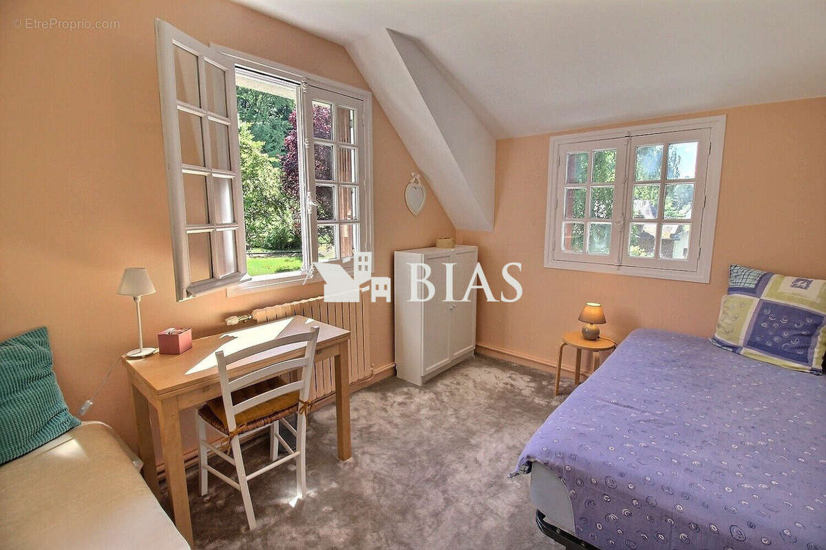 Maison 134 m² à Bernay  - photo 8