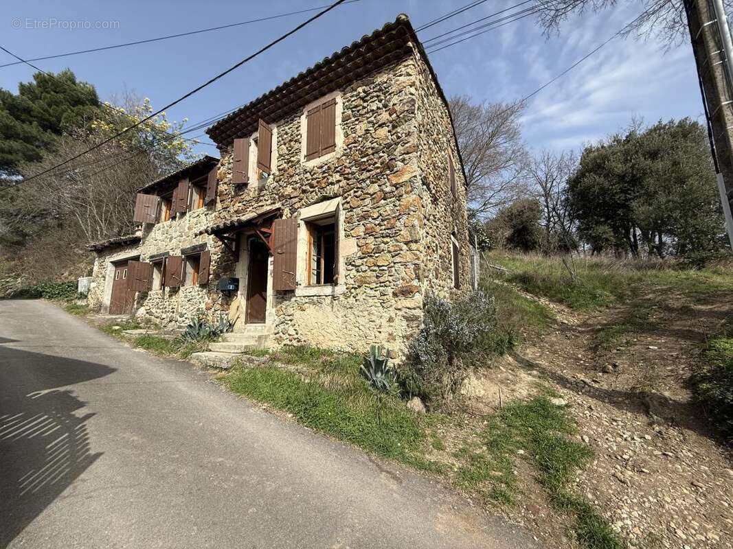 Maison à BEAUCHASTEL