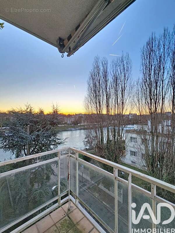 Photo 2 - Appartement à JOINVILLE-LE-PONT