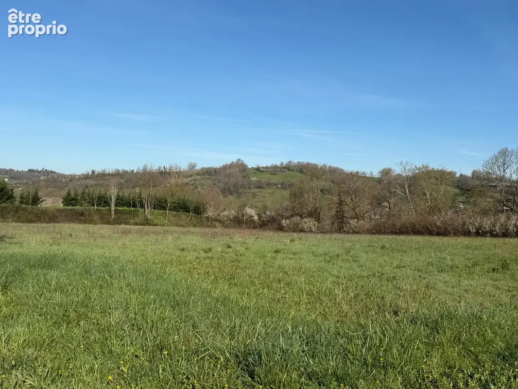Terrain à USSAC