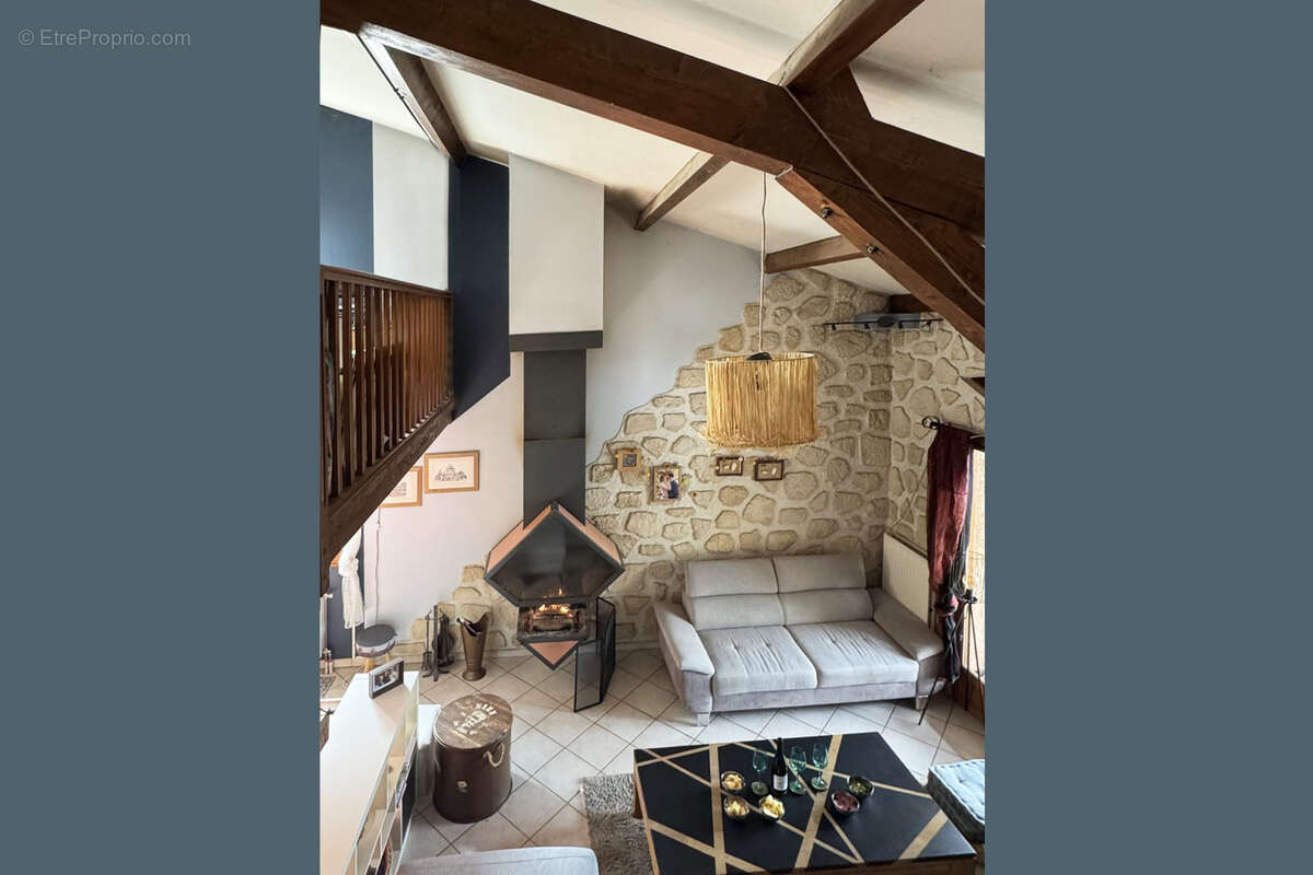 Maison à MIONS