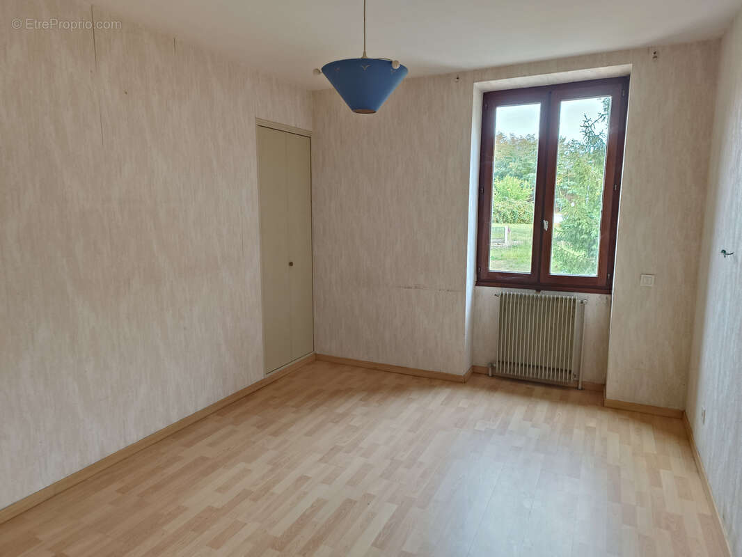 Maison à MANTHES