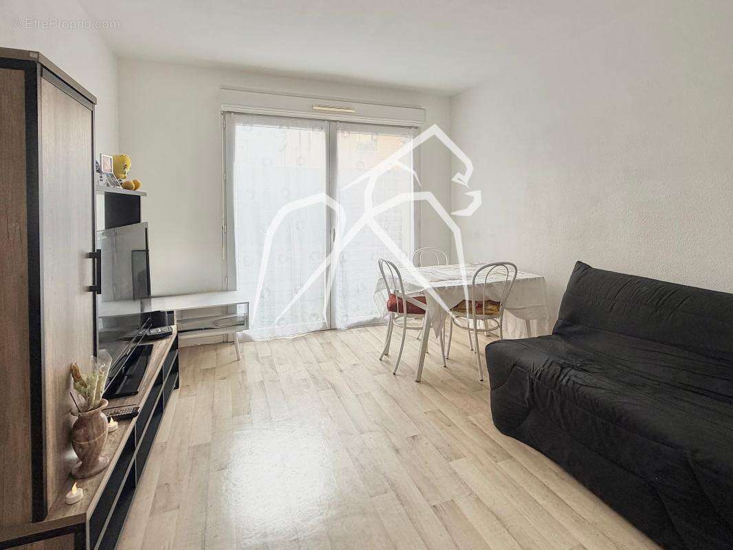 Appartement avec terrasse  Vendu loué  2 Pièces  Rouen  40m² - photo 3