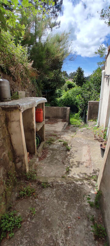 Maison à BRANOUX-LES-TAILLADES
