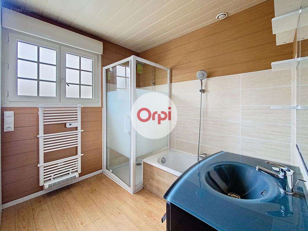 Maison avec piscine & sous-sol – Proposée par Orpi Arzon - photo 11