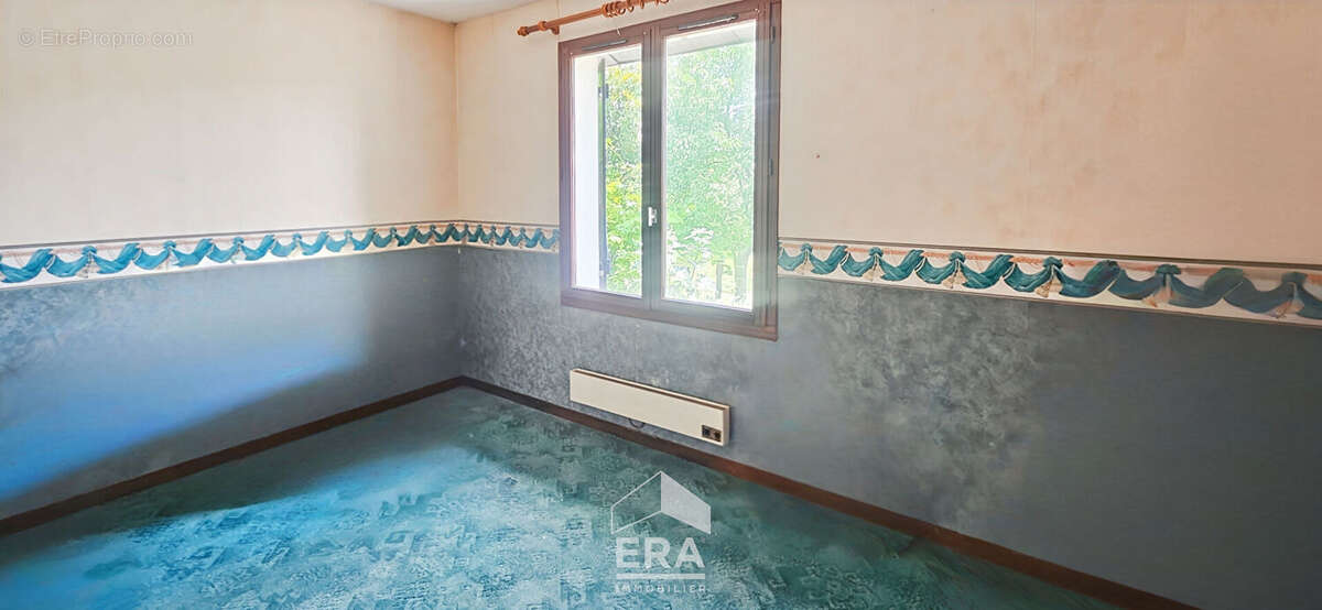 PAREMPUYRE - Maison familiale 160 m² de plain-pied sur 2000 m² de terrain - CALME - photo 9