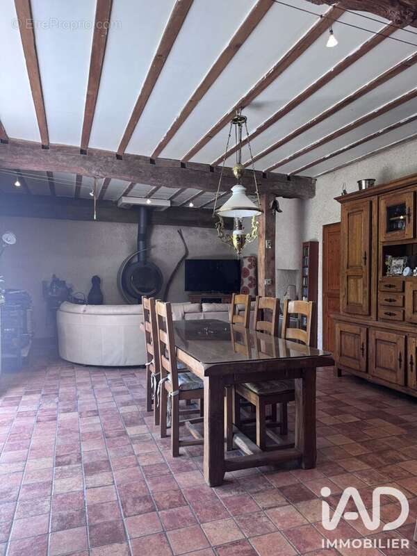 Maison 163 m² à Arros-De-Nay  - photo 2