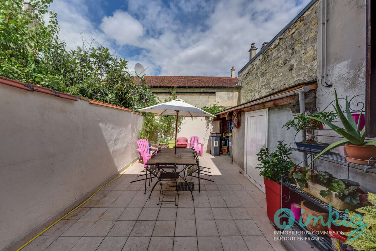 Immeuble de 4 T2 proche gare - photo 2