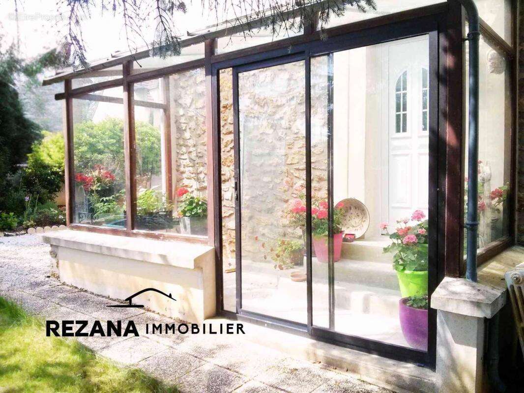 Maison à DAMMARIE-LES-LYS