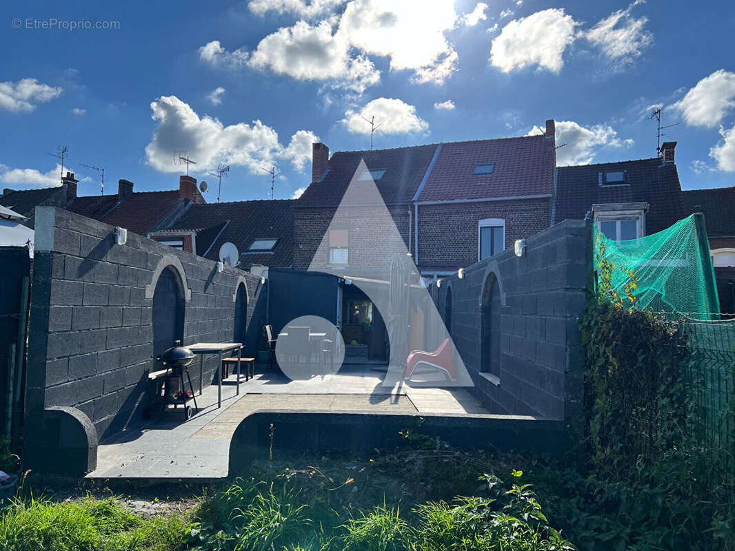 Maison à SAINT-AMAND-LES-EAUX