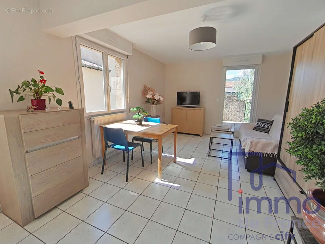 Appartement 53 m² à Vals-Pres-Le-Puy  - photo 4