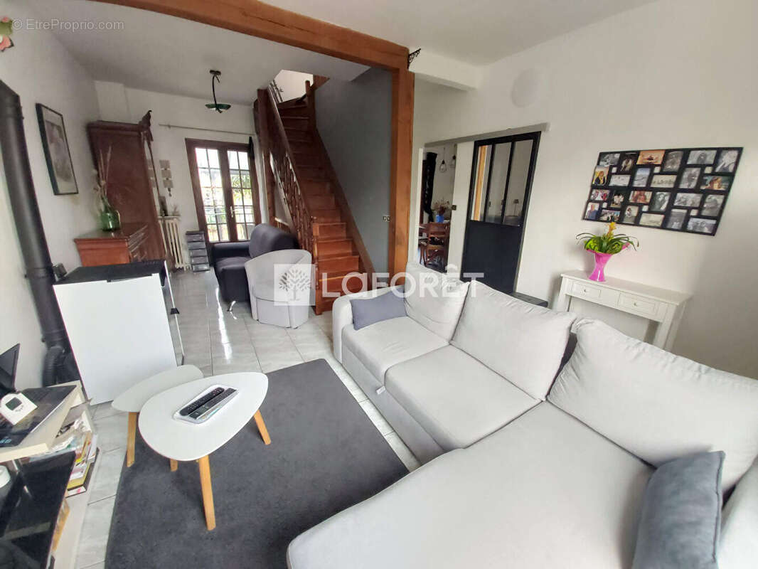 Maison à VILLEMOMBLE