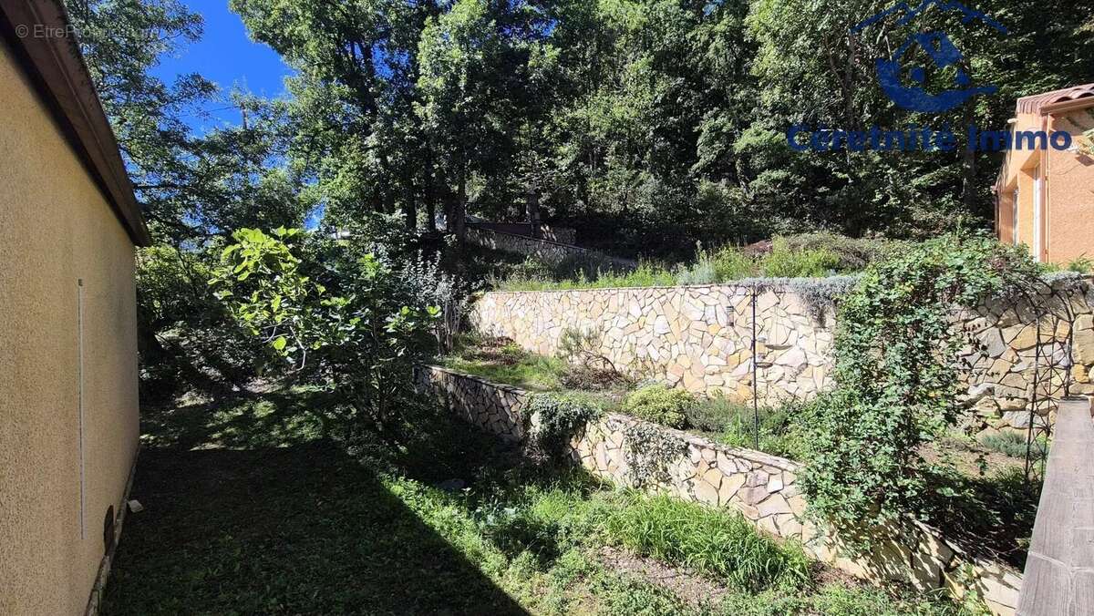 Maison à SERRALONGUE