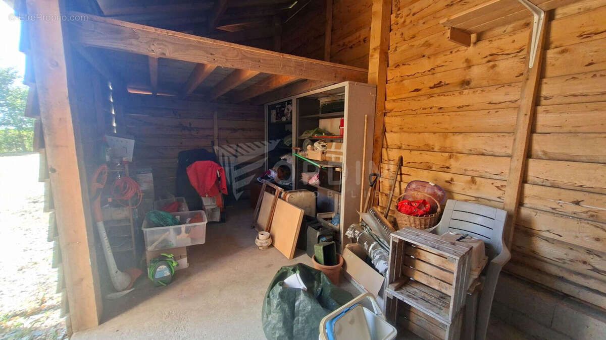 Maison pleine de charme et d'authenticité au coeur du village ! - photo 17