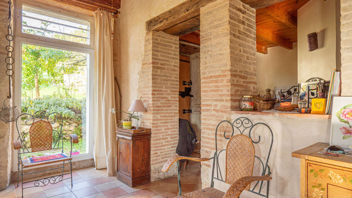 Maison à BRASSAC
