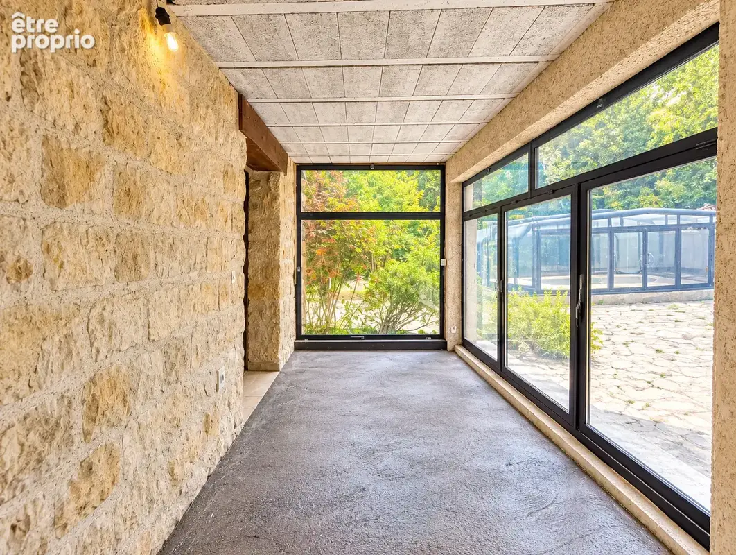 Une maison de charme de 198m2 au coeur de la nature - photo 18
