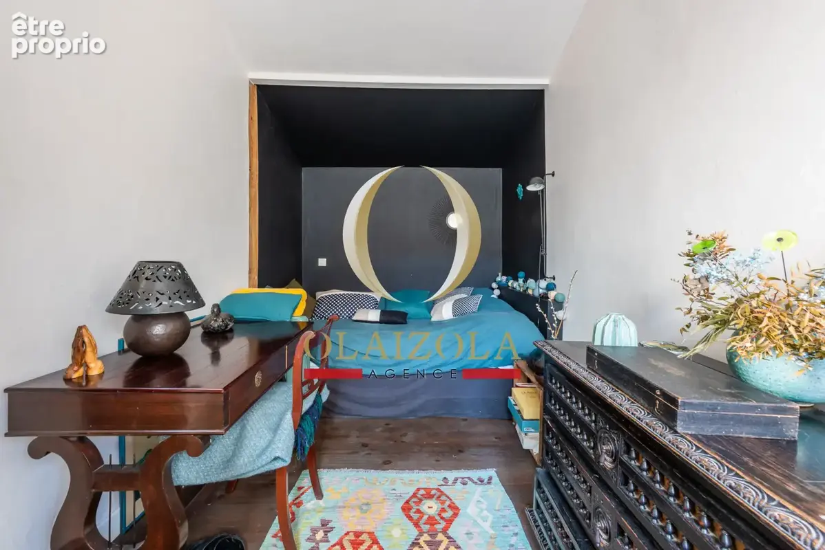 BAYONNE - Appartement T3 au dernier étage, vue cathédrale - photo 7