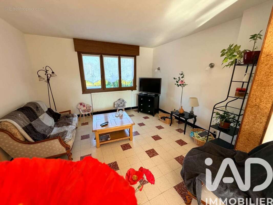 Maison 98 m² à Tilloy-Lez-Cambrai  - photo 7