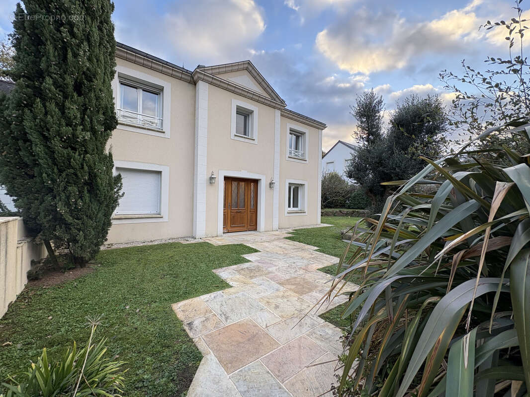 Maison à NORT-SUR-ERDRE