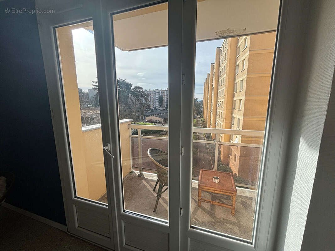 Appartement à SAINTE-FOY-LES-LYON