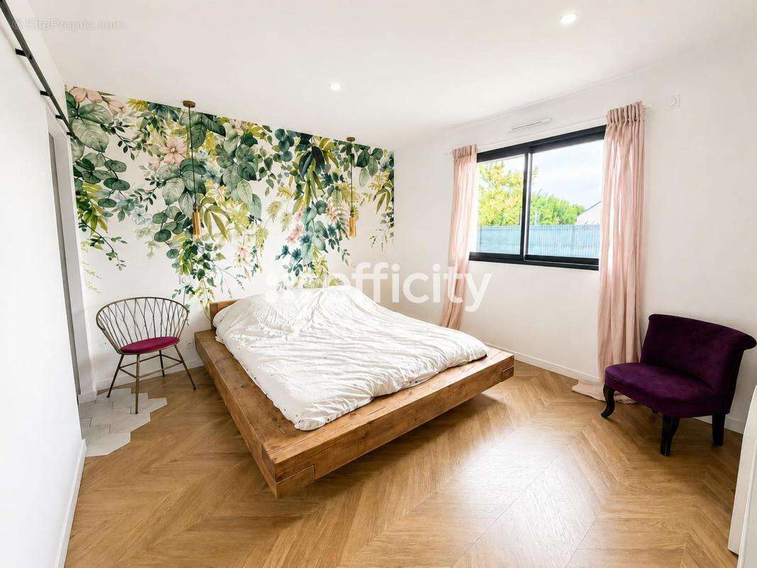 Maison 150 m² à Saint-Erblon  - photo 10