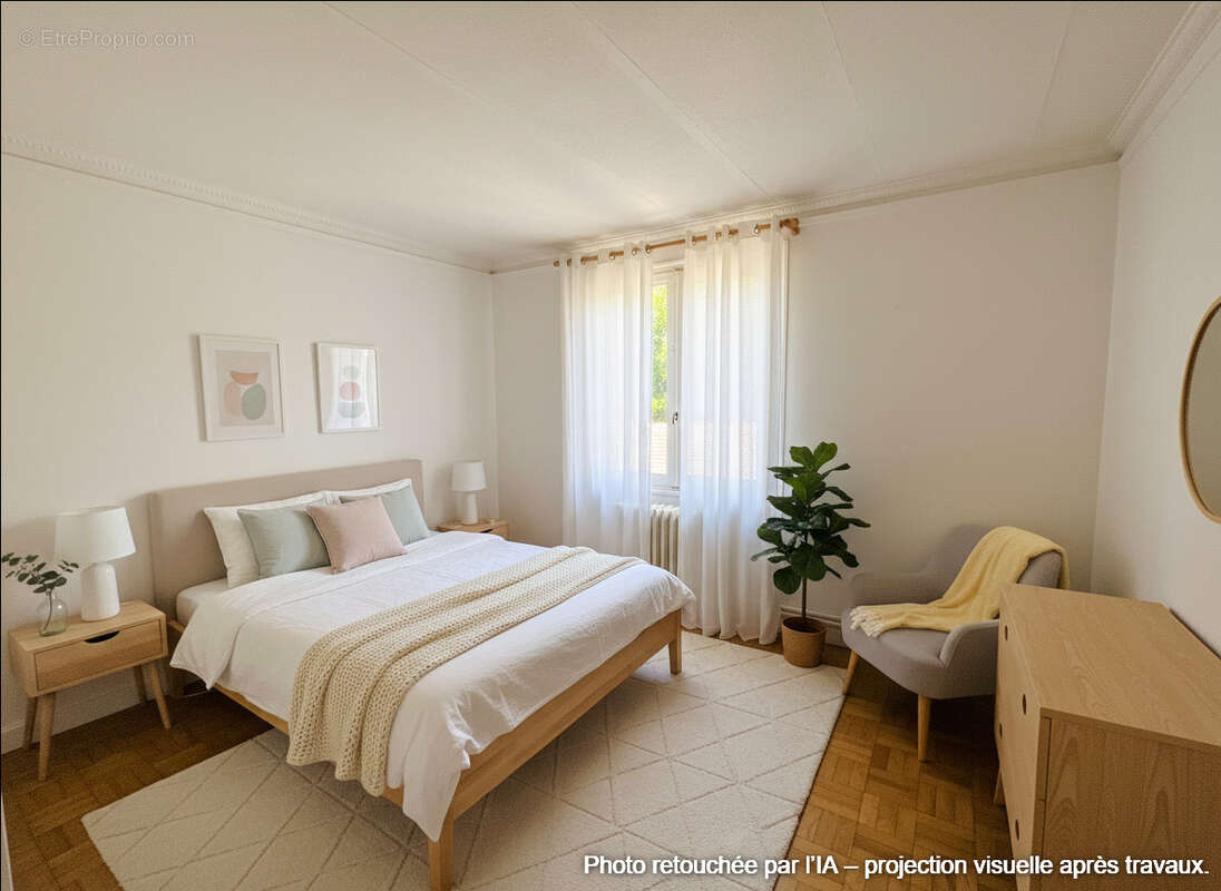 Maison à FONTAINE-LA-GUYON