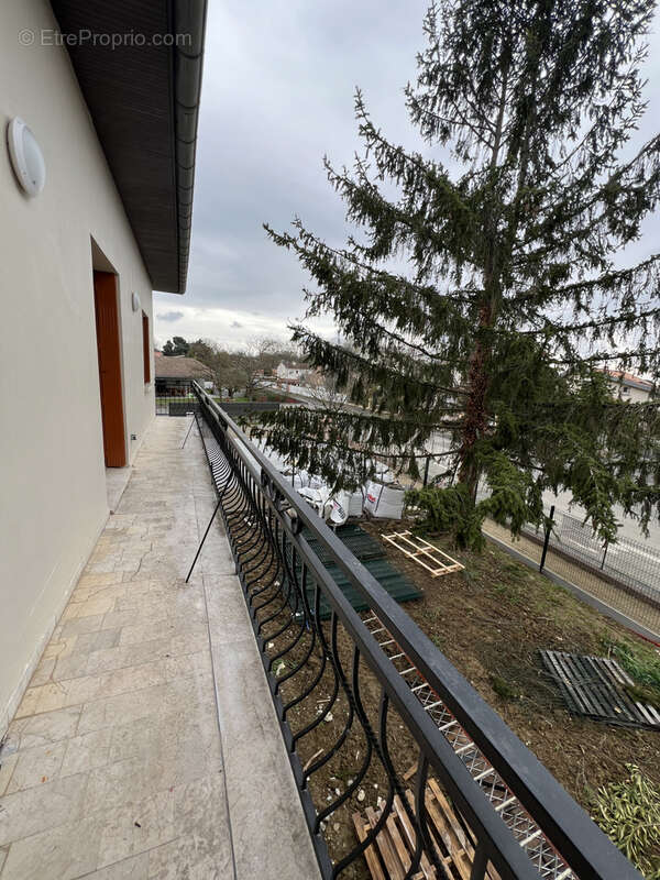 T4 avec jardin - photo 8