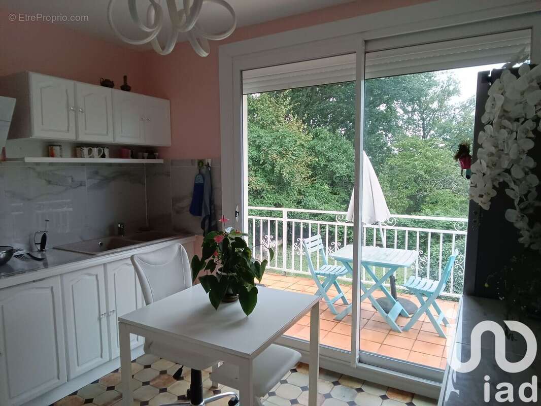 Photo 6 - Maison à VALLON-EN-SULLY