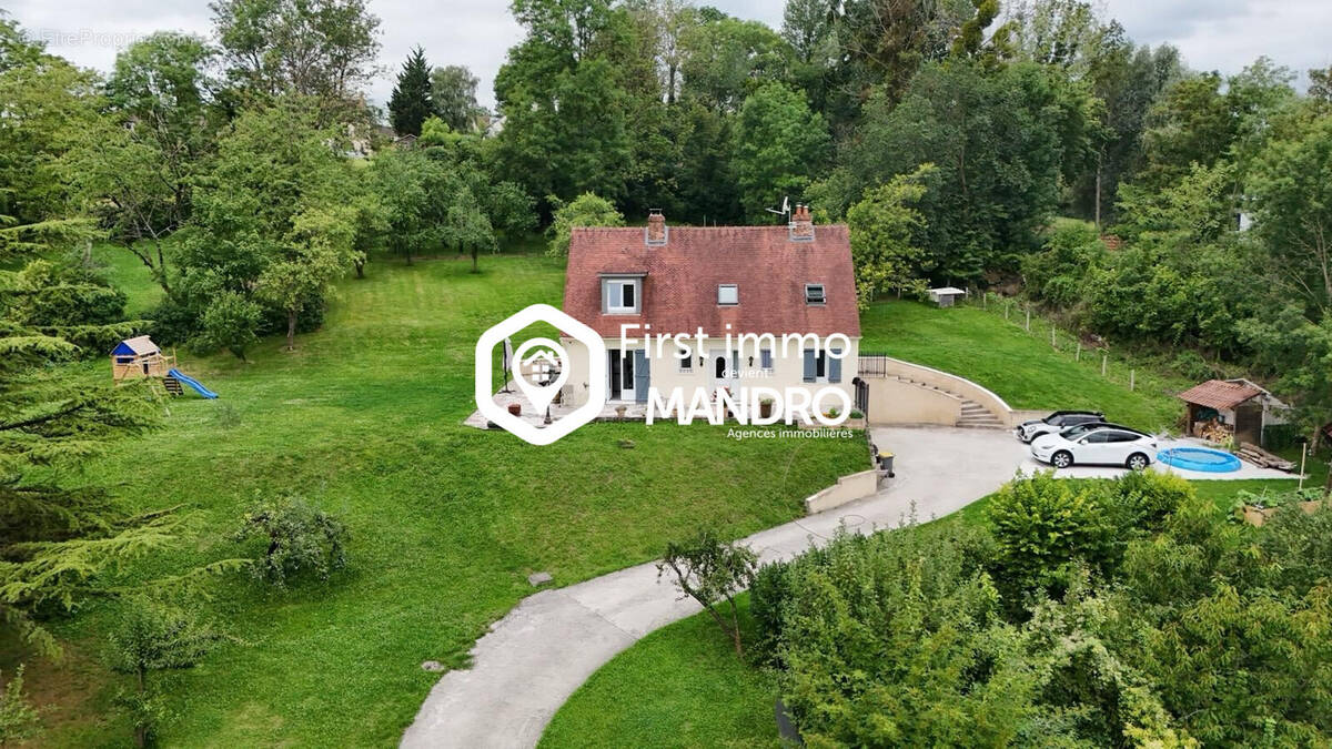 Maison à THORIGNY-SUR-MARNE