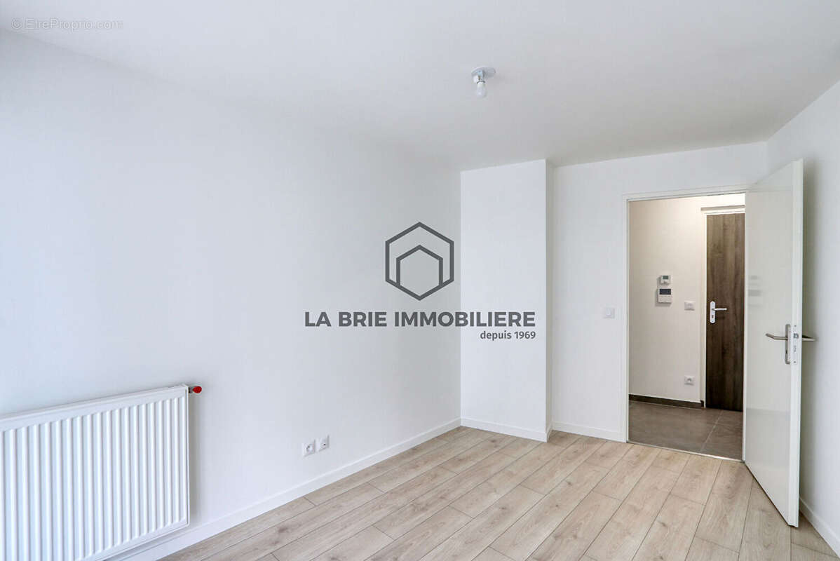 Appartement à VILLIERS-SUR-MARNE