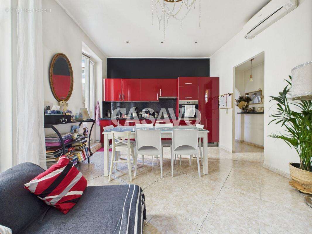 Appartement à BEAUSOLEIL