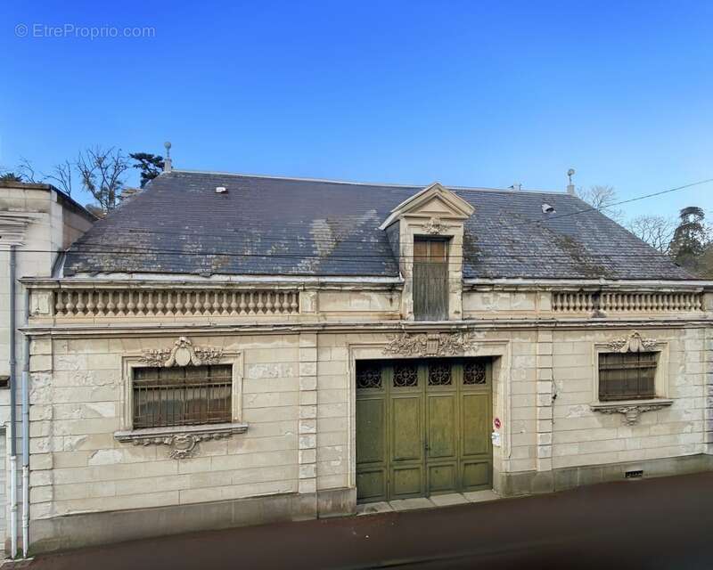 Dpt Vienne (86), à vendre CHATELLERAULT propriete P10 de 350 m² - Terrain de 1 516,00 m² - photo 3