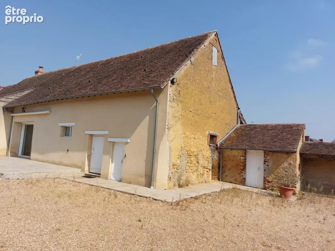 Maison à SAVIGNE-L'EVEQUE