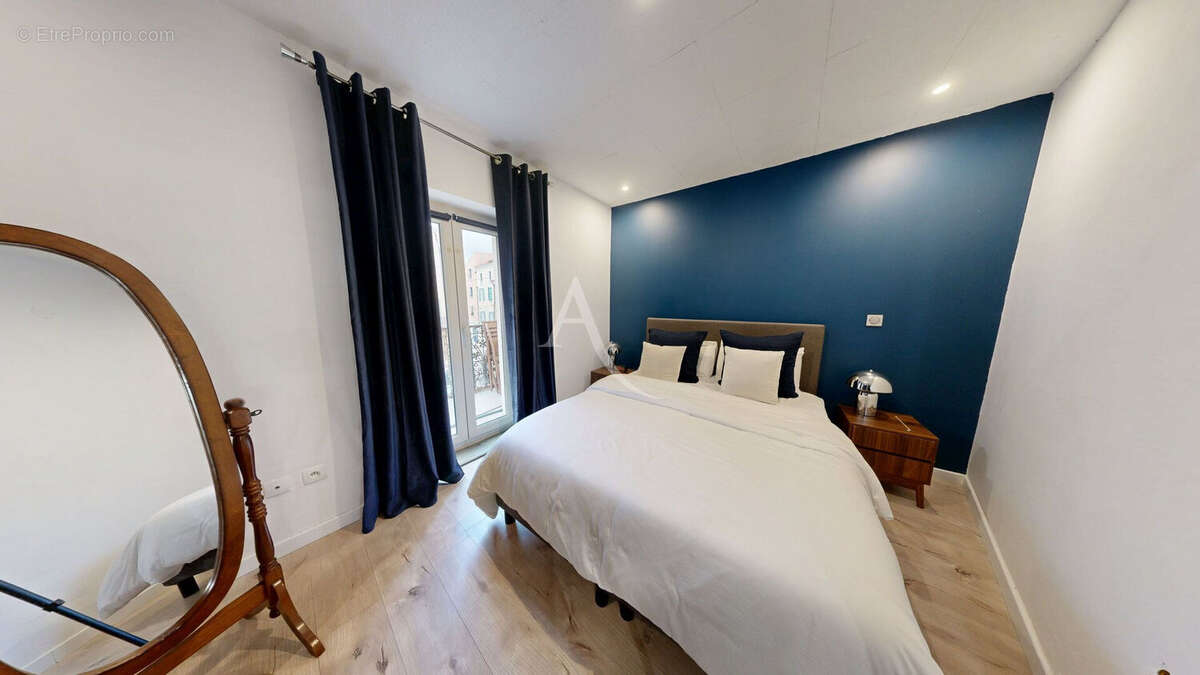 Appartement à COURSAN